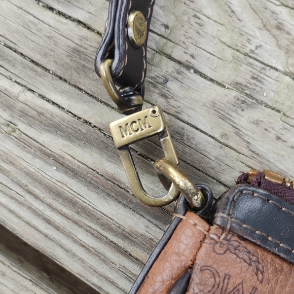 MCM Tan and Black Logo Shoulder Bag - Picture 2 of 12